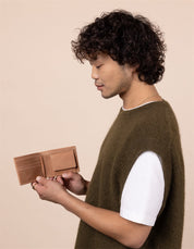 Tobi's wallet