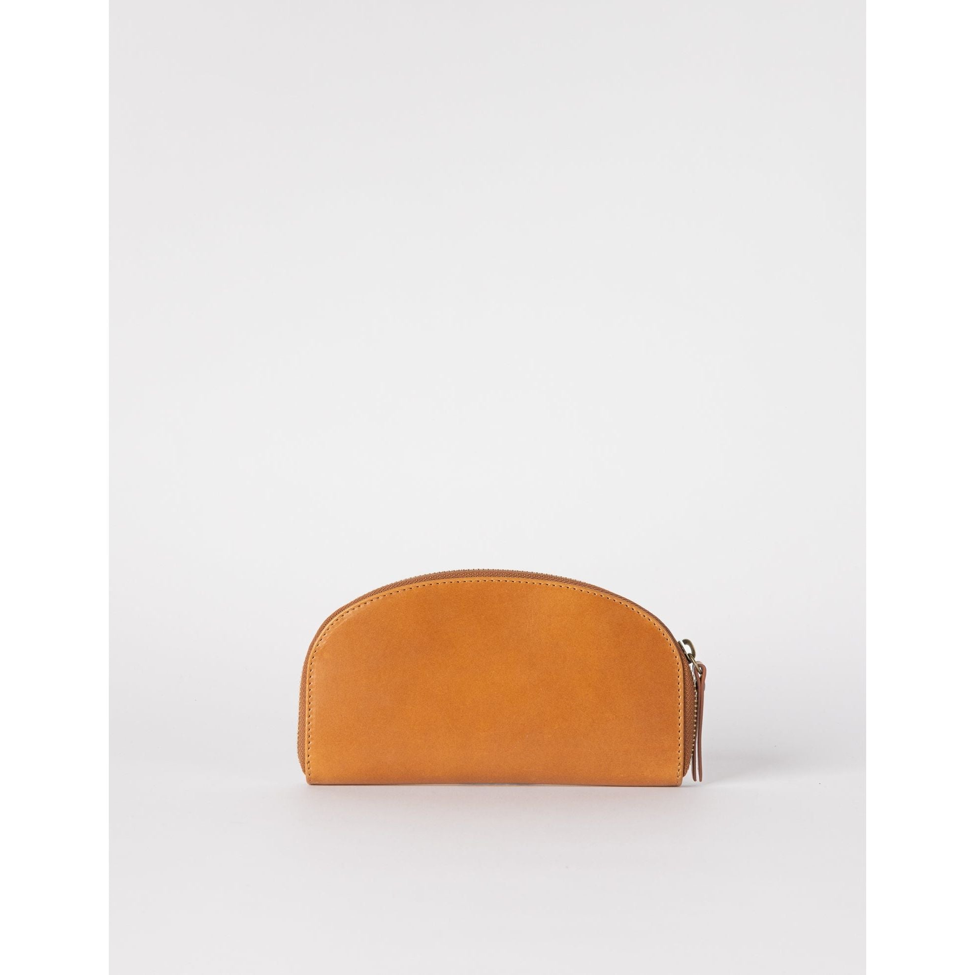 Blake-Wallet-Cognac-ClassicLeather-Back.jpg