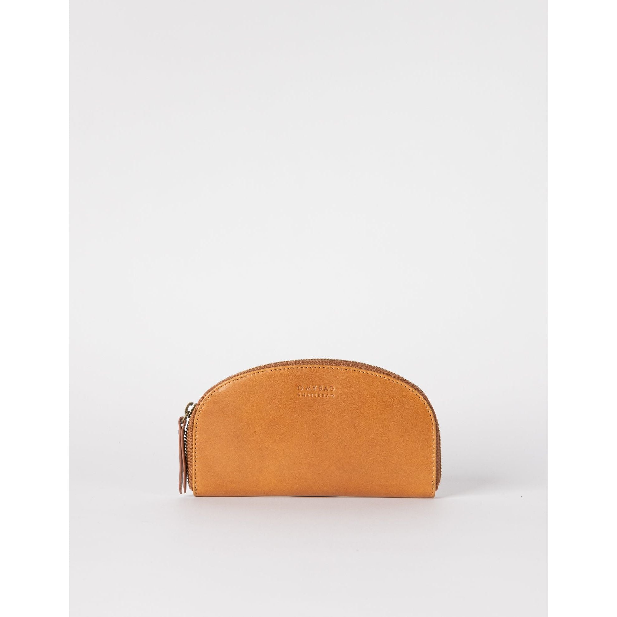 Blake-Wallet-Cognac-ClassicLeather-Front.jpg
