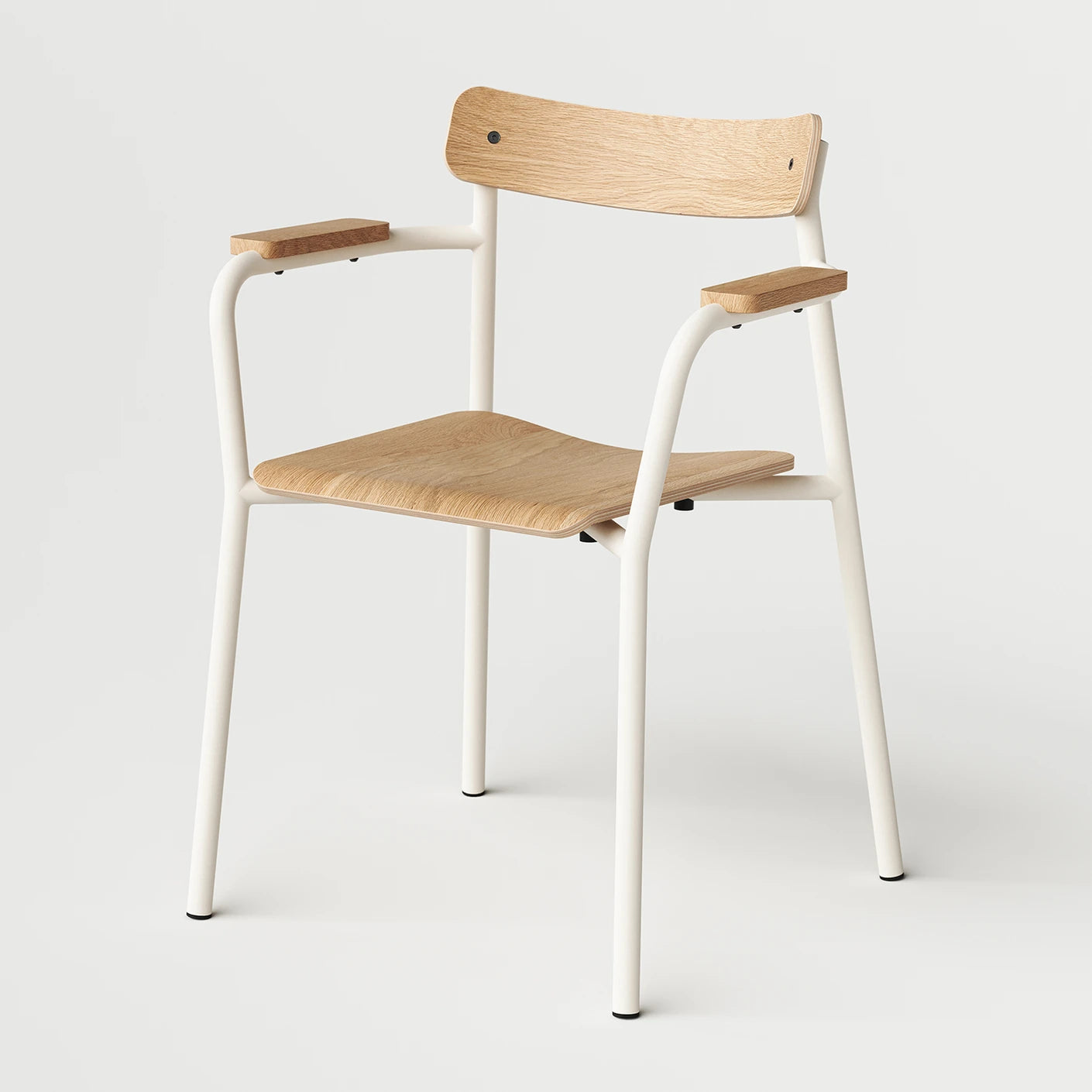 Chaise_ETUDE_accoudoir_chene_blanc_v2.webp