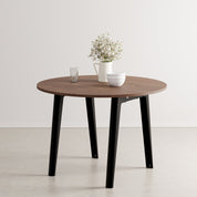 New modern ronde eettafel walnoot