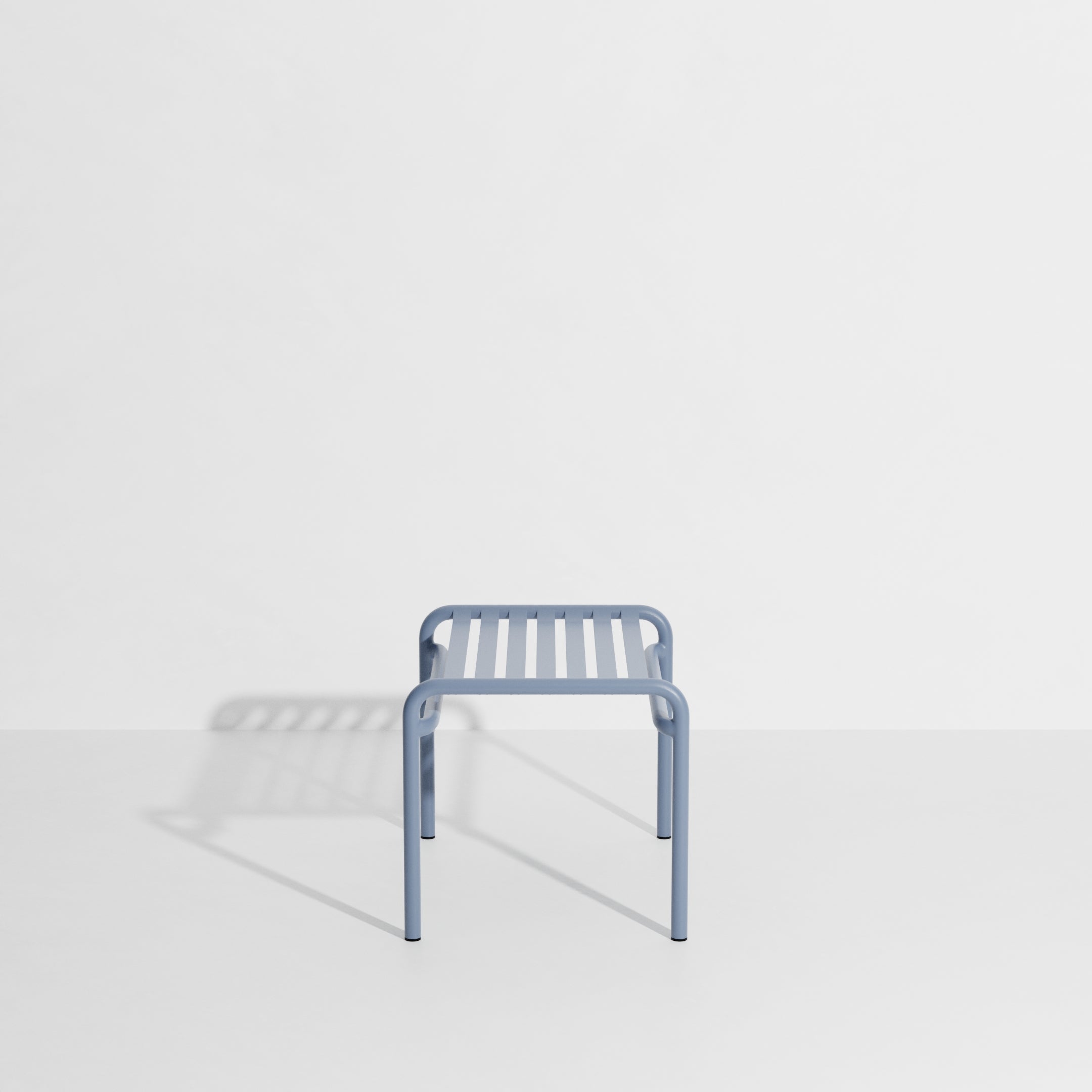 Week-end footstool