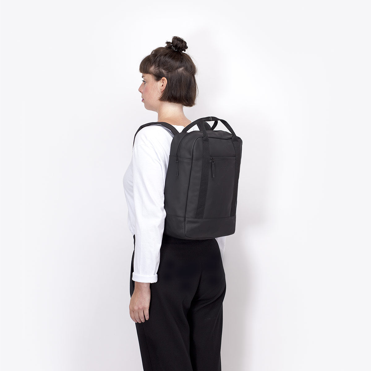 Ison - Lotus black
