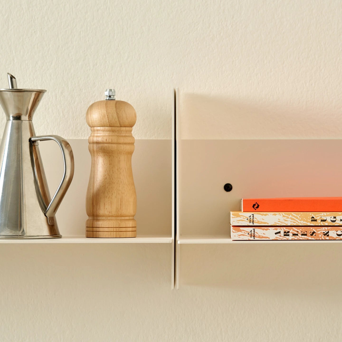pli wall shelf