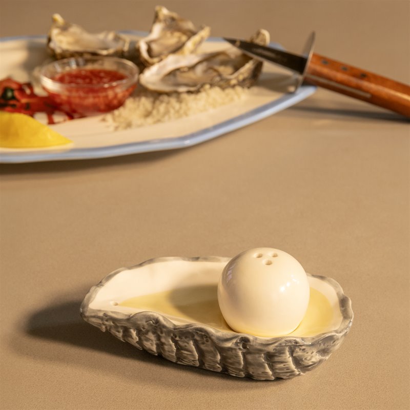 Oyster - Salt & pepper