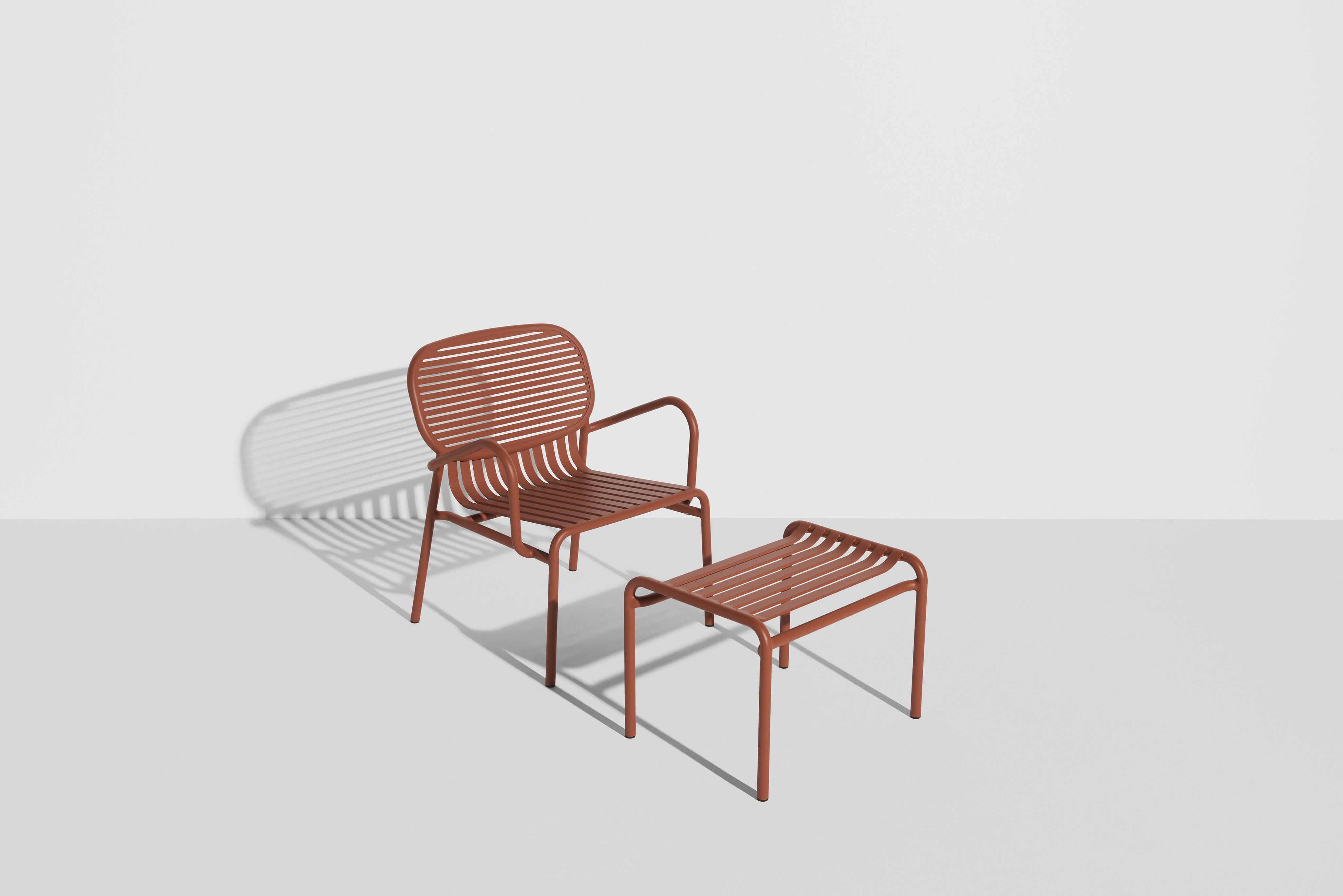 2023_11_21_PETITE_FRITURE_PACKSHOT_WEEKEND_FOOTSTOOL_TERRACOTTA_009.jpg
