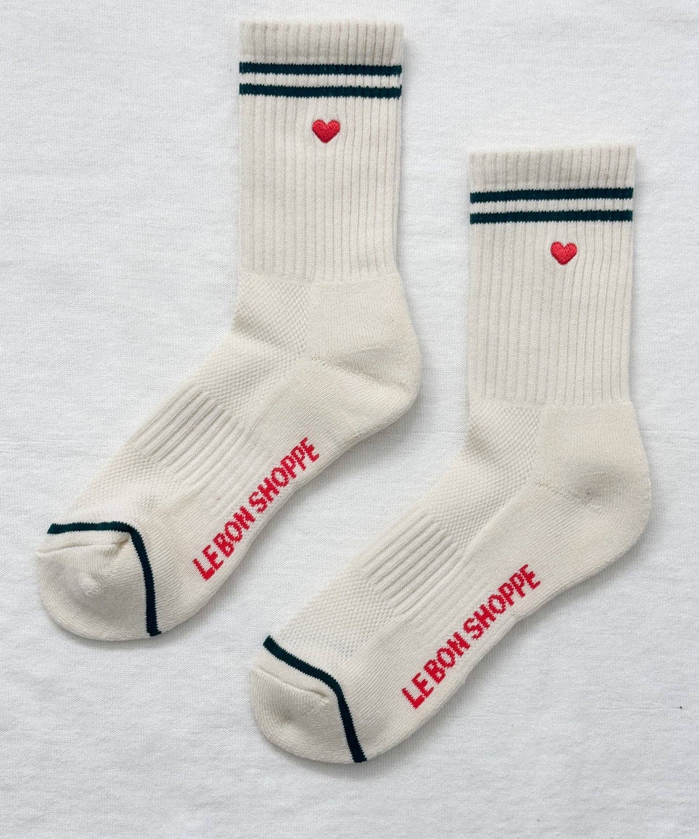 embroidered boyfriend socks - heart