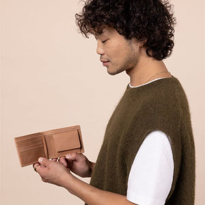 Tobi's wallet - Camel hunter leather