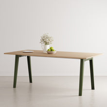 Afbeelding in Gallery-weergave laden, New modern eettafel - eco-certified wood
