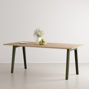 New modern eettafel - eco-certified wood