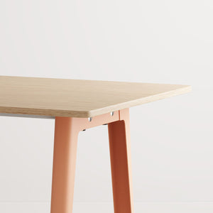 New modern eettafel - eco-certified wood