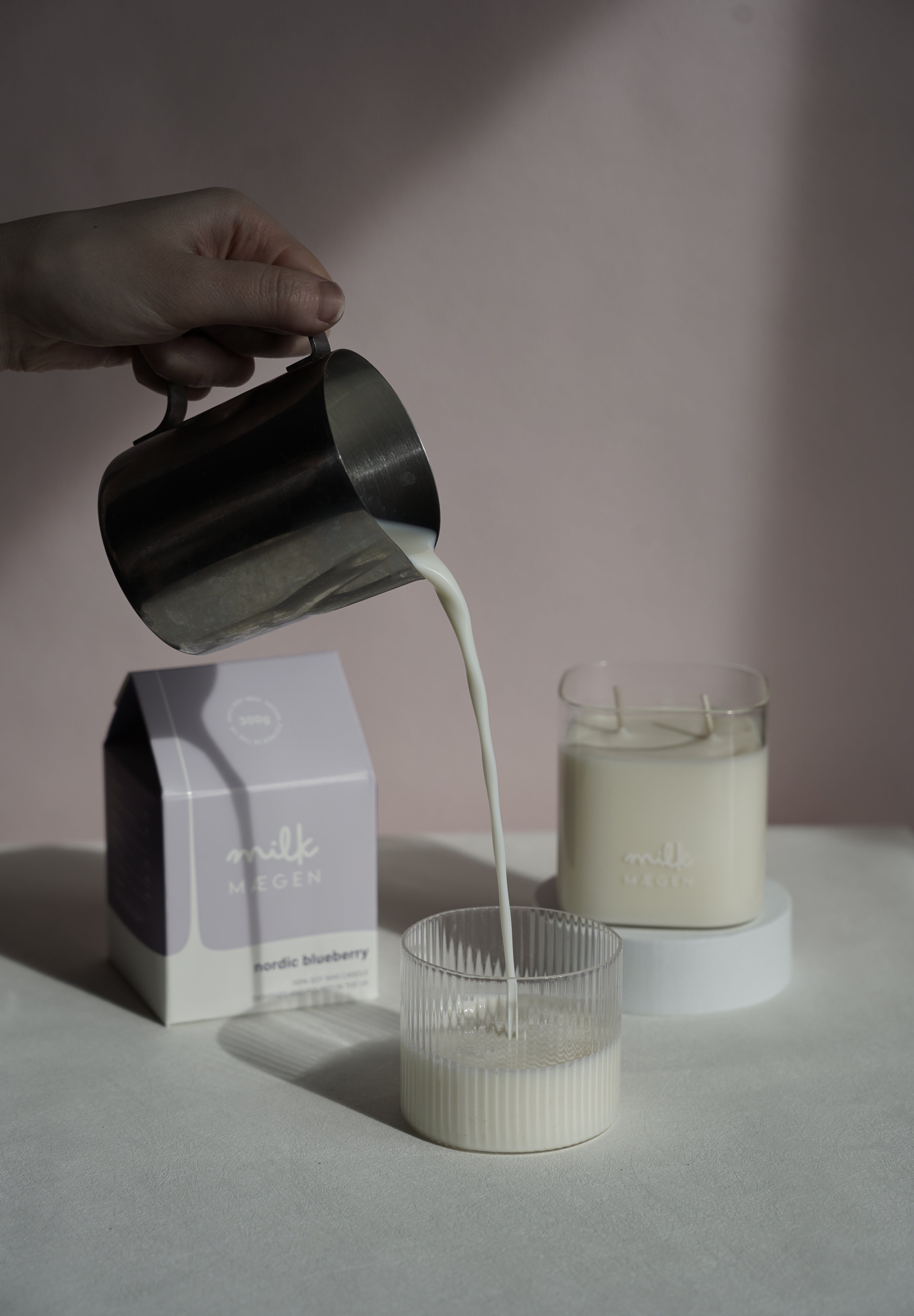 geurkaars milk - nordic blueberry