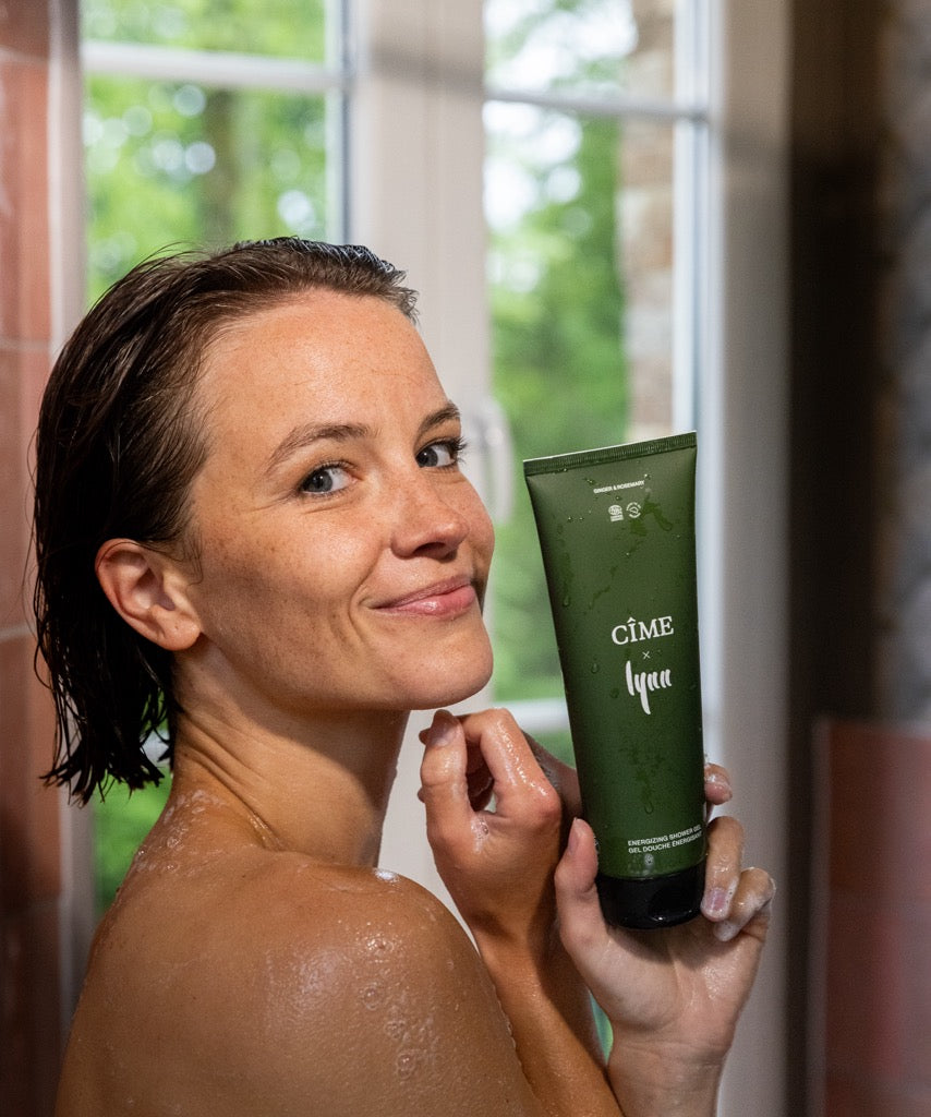 CIMExLynn_Energizing_Showergel_2_16_70euroLarge.jpg