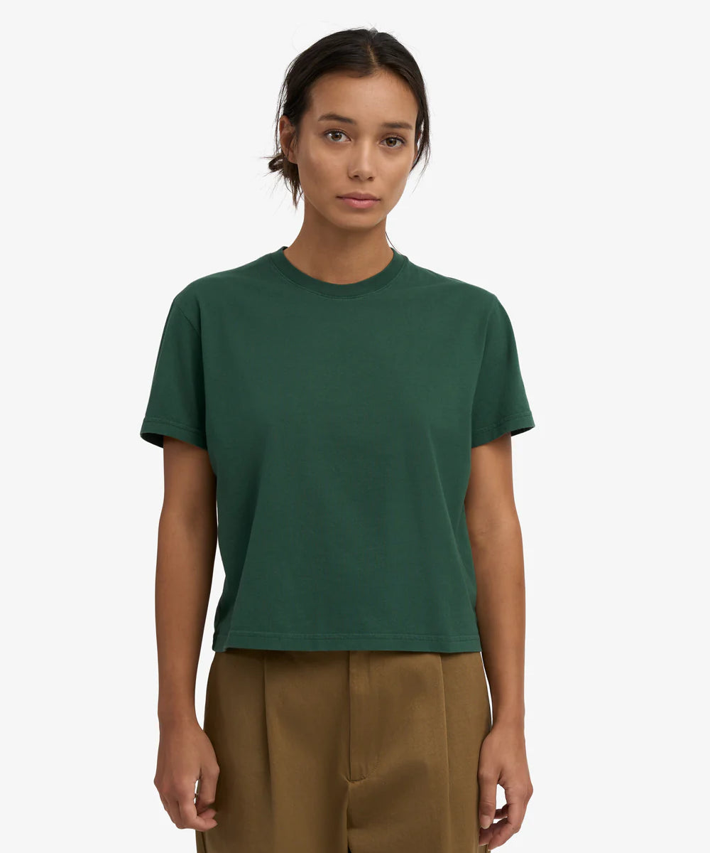 CS2057_Organic-Boxy-Crop-T-Shirt_Emerald-Green_Female_2.webp