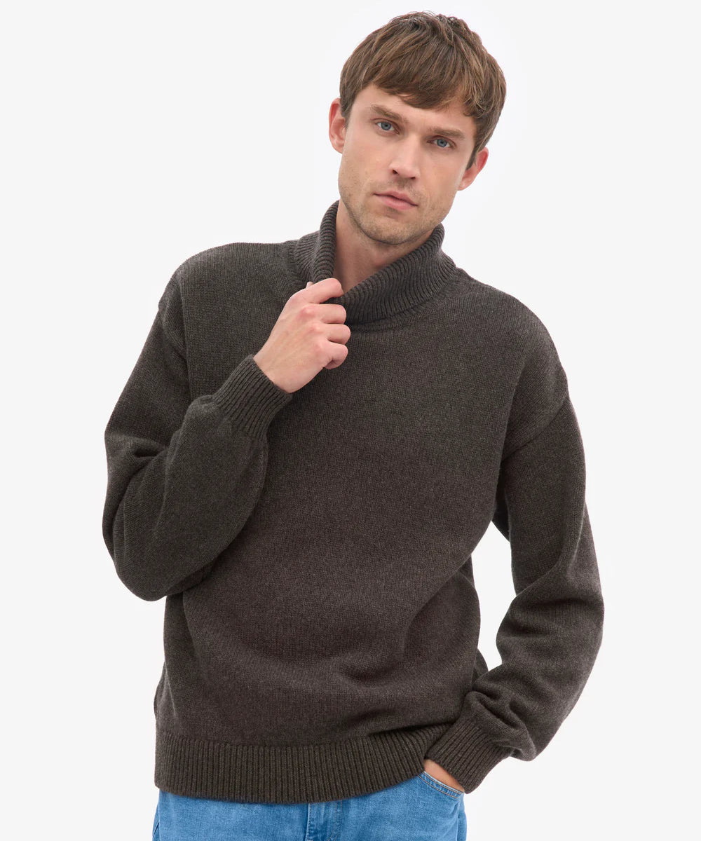 CS5089_Merino-Wool-Turtleneck_Coffee-Brown_Male_6.webp