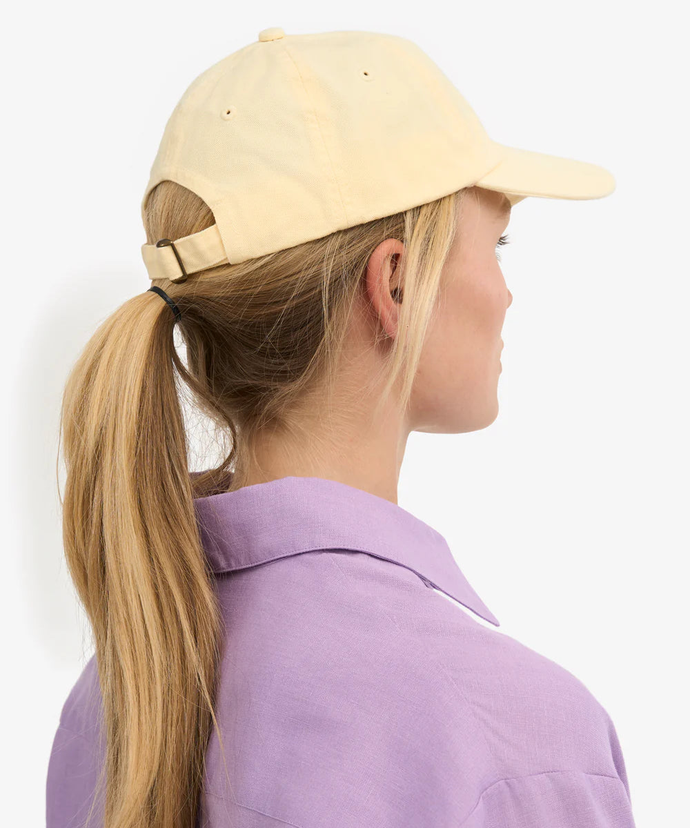 CS6010_Organic-Cotton-Cap--Soft-Yellow__Female_3.webp