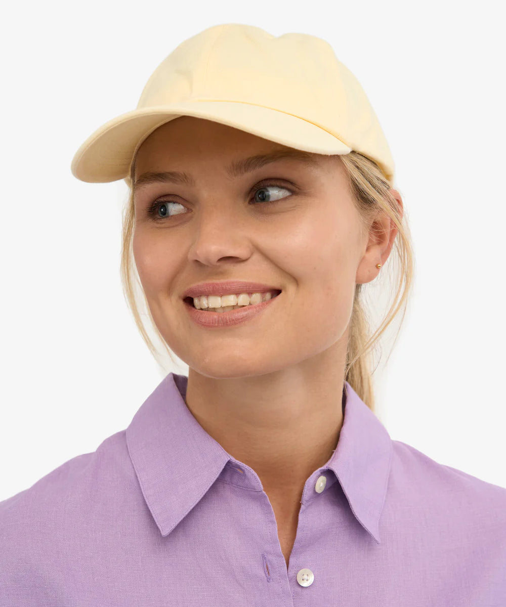 CS6010_Organic-Cotton-Cap--Soft-Yellow__Female_4.webp