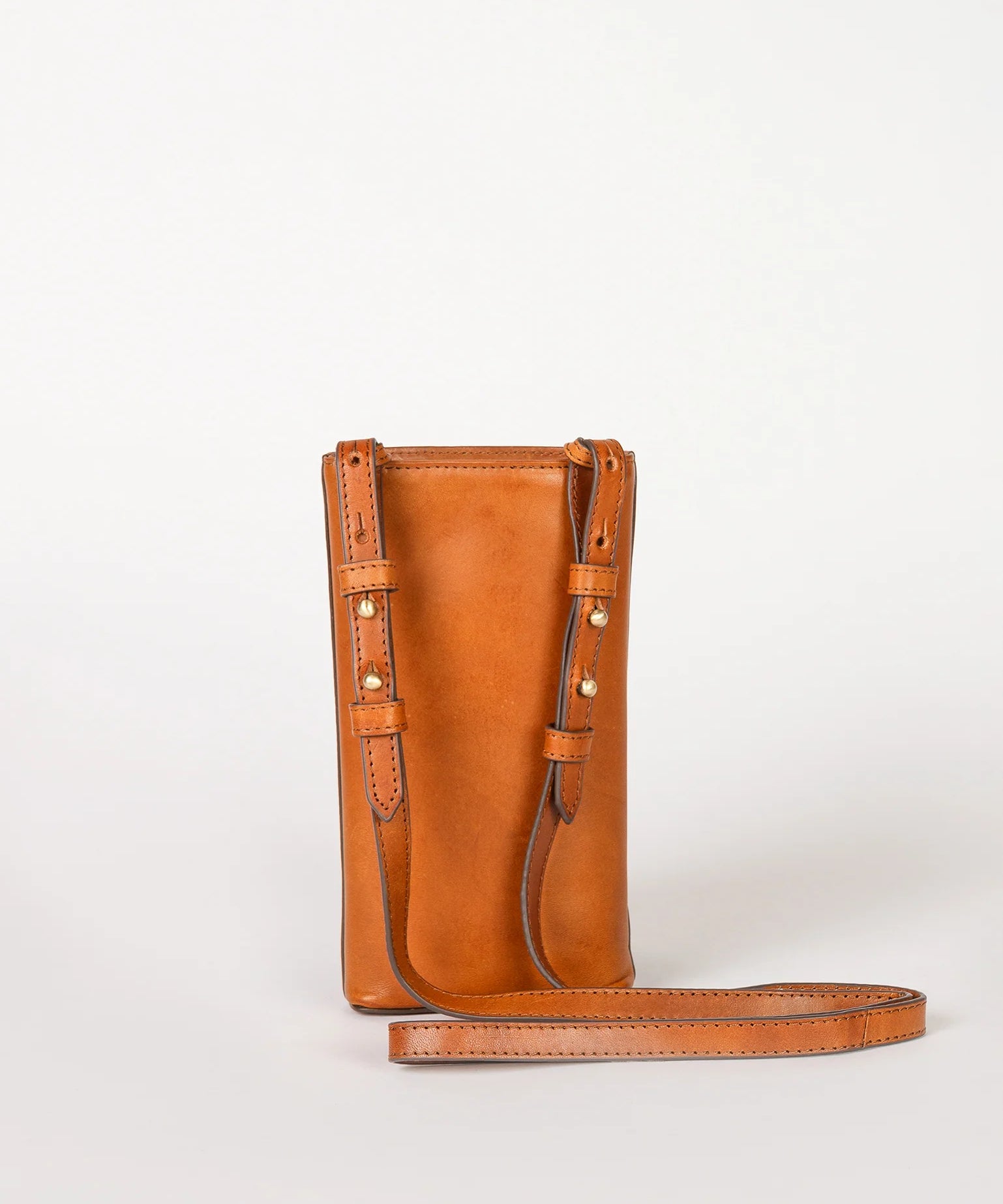 Charlie-Phone-Bag-Cognac-Classic-Leather-Back.webp