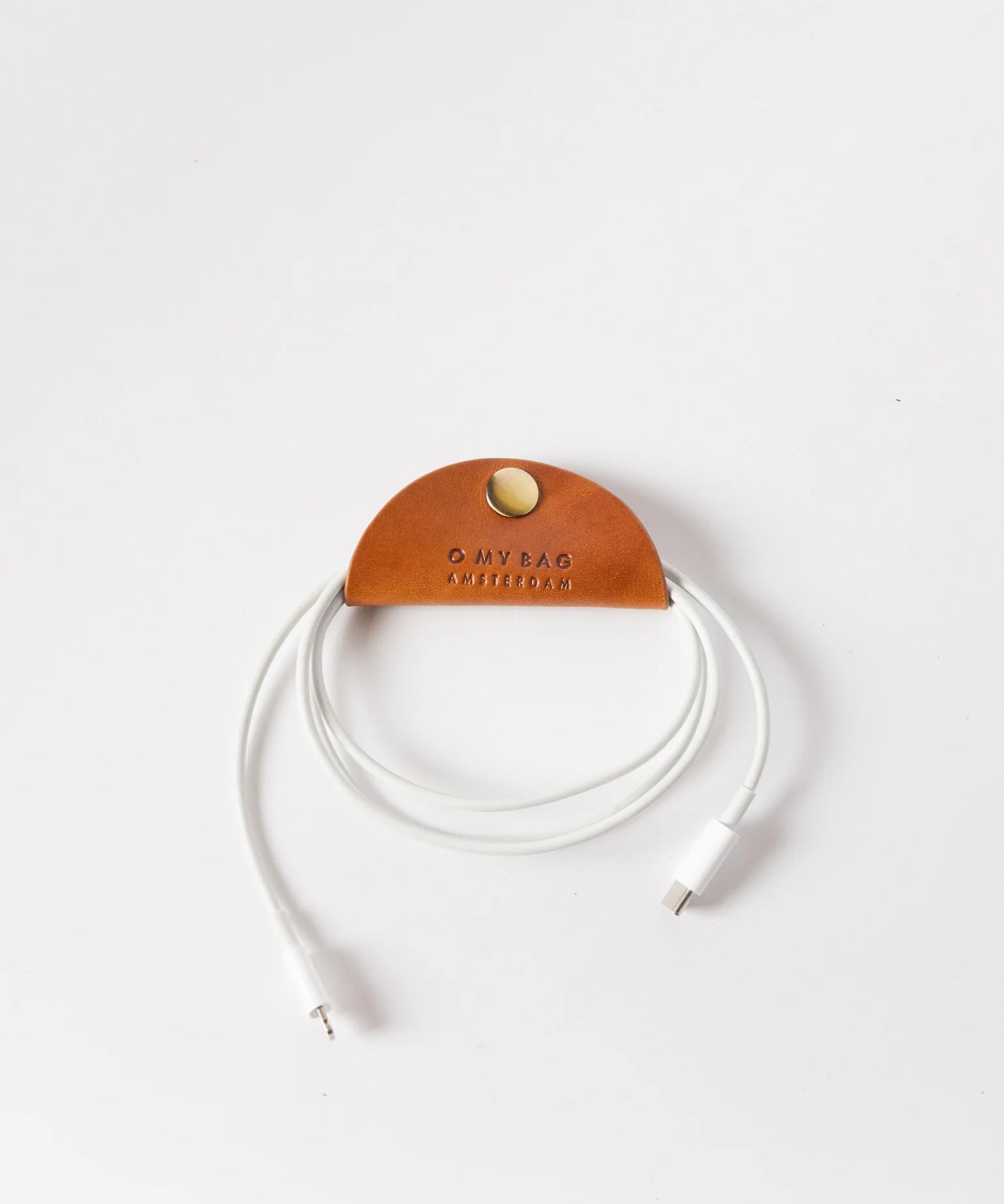Cord-Taco-Cognac-Classic-Leather-With-Cord-2.webp