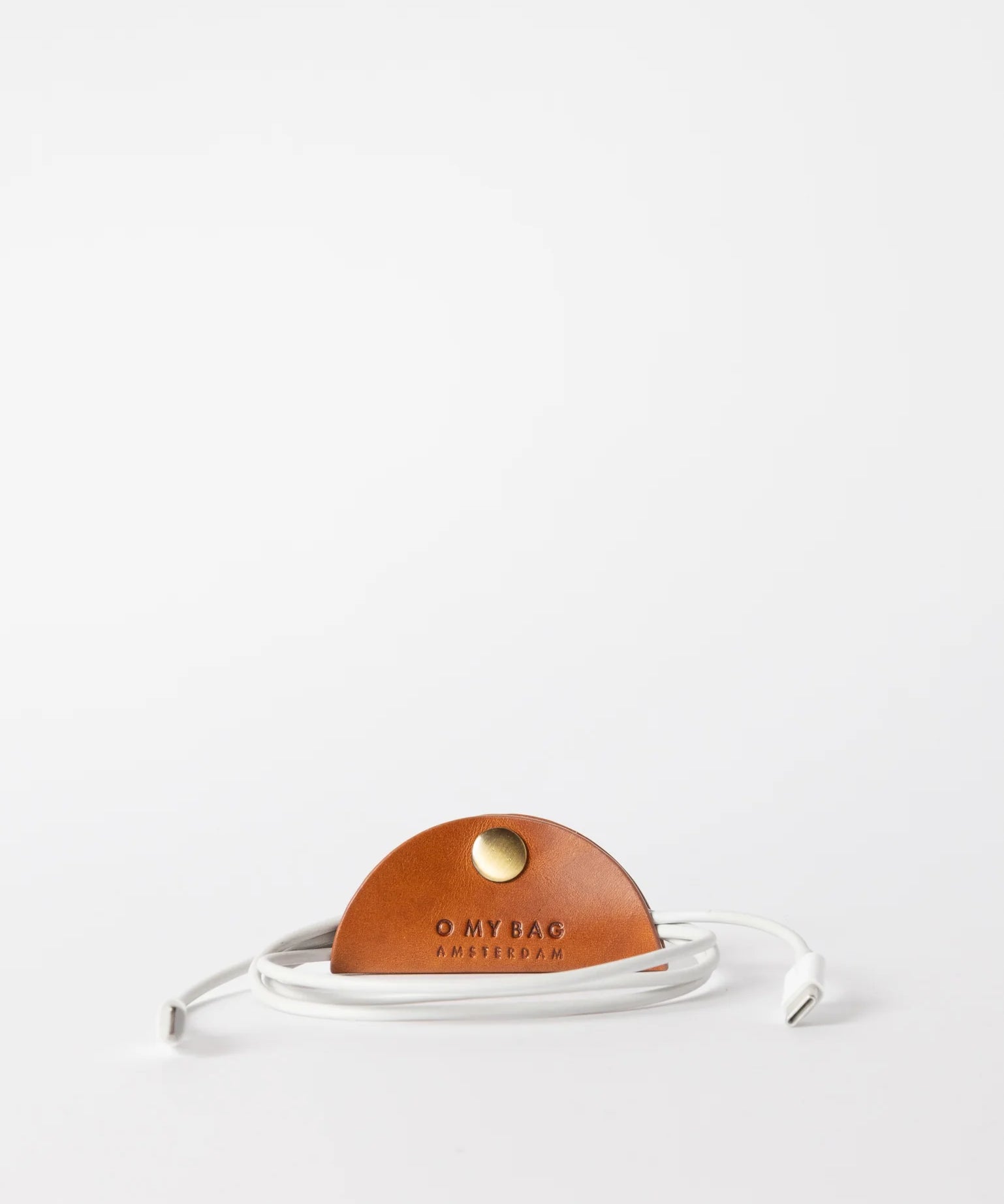Cord-Taco-Cognac-Classic-Leather-With-Cord.webp