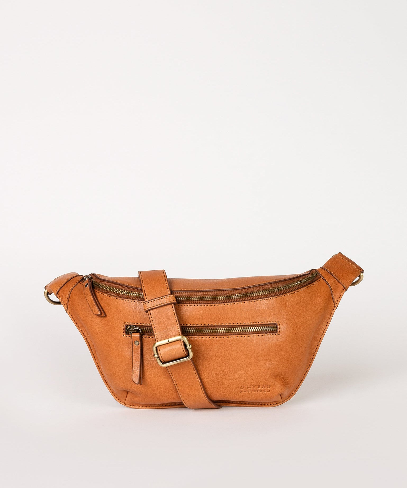 Drew-Bum-Bag-Wild-Oak-Soft-Grain-Leather-Front-Strap2.jpg