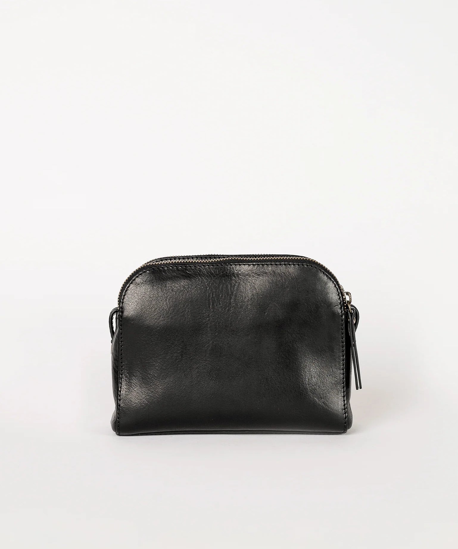 Emily-Leather-Strap-Black-Stomboli-Leather-Back.webp