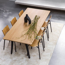 Afbeelding in Gallery-weergave laden, New modern eettafel - eco-certified wood
