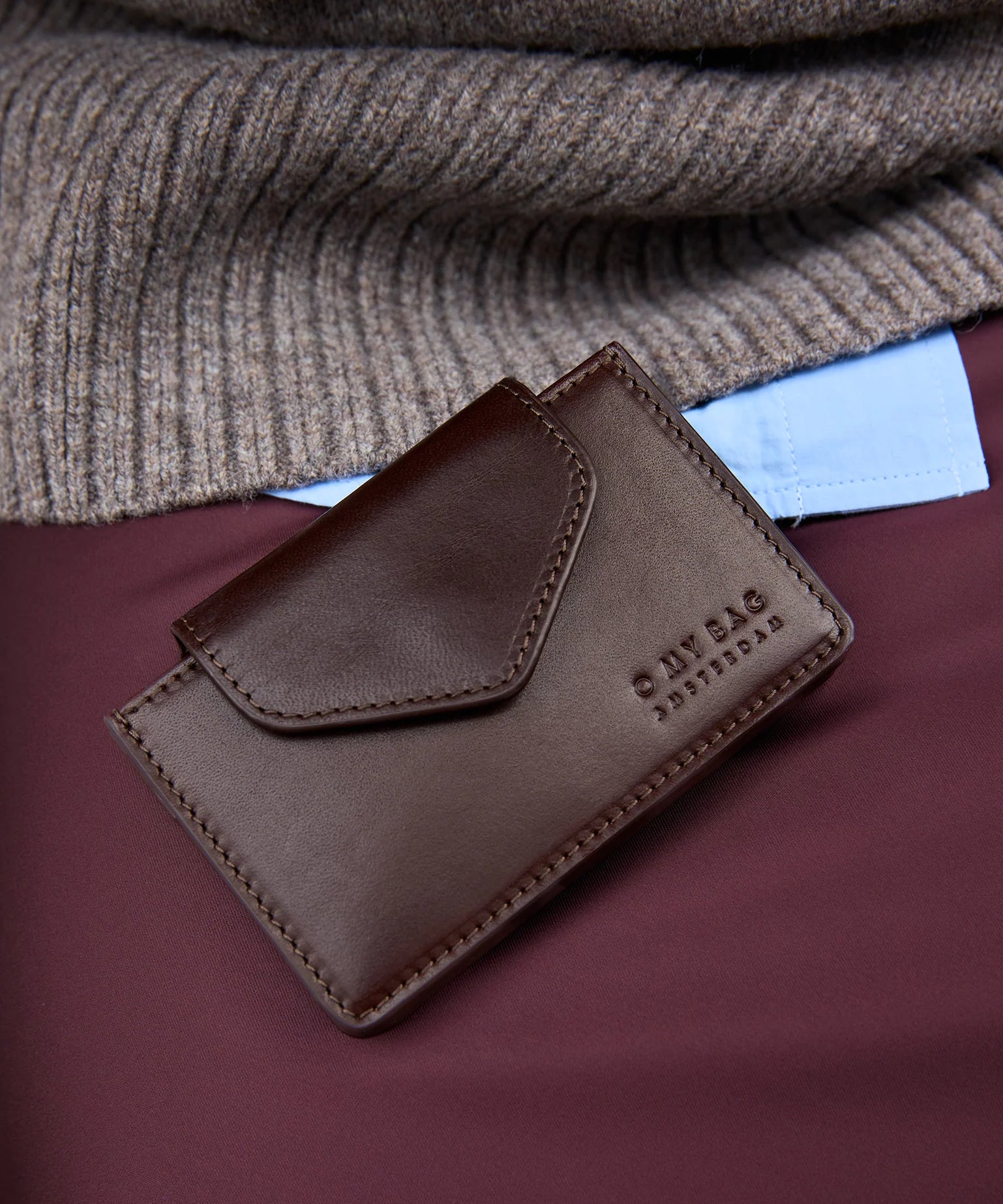 FW25-Campaign-Story-2_3-Small-60.webp
