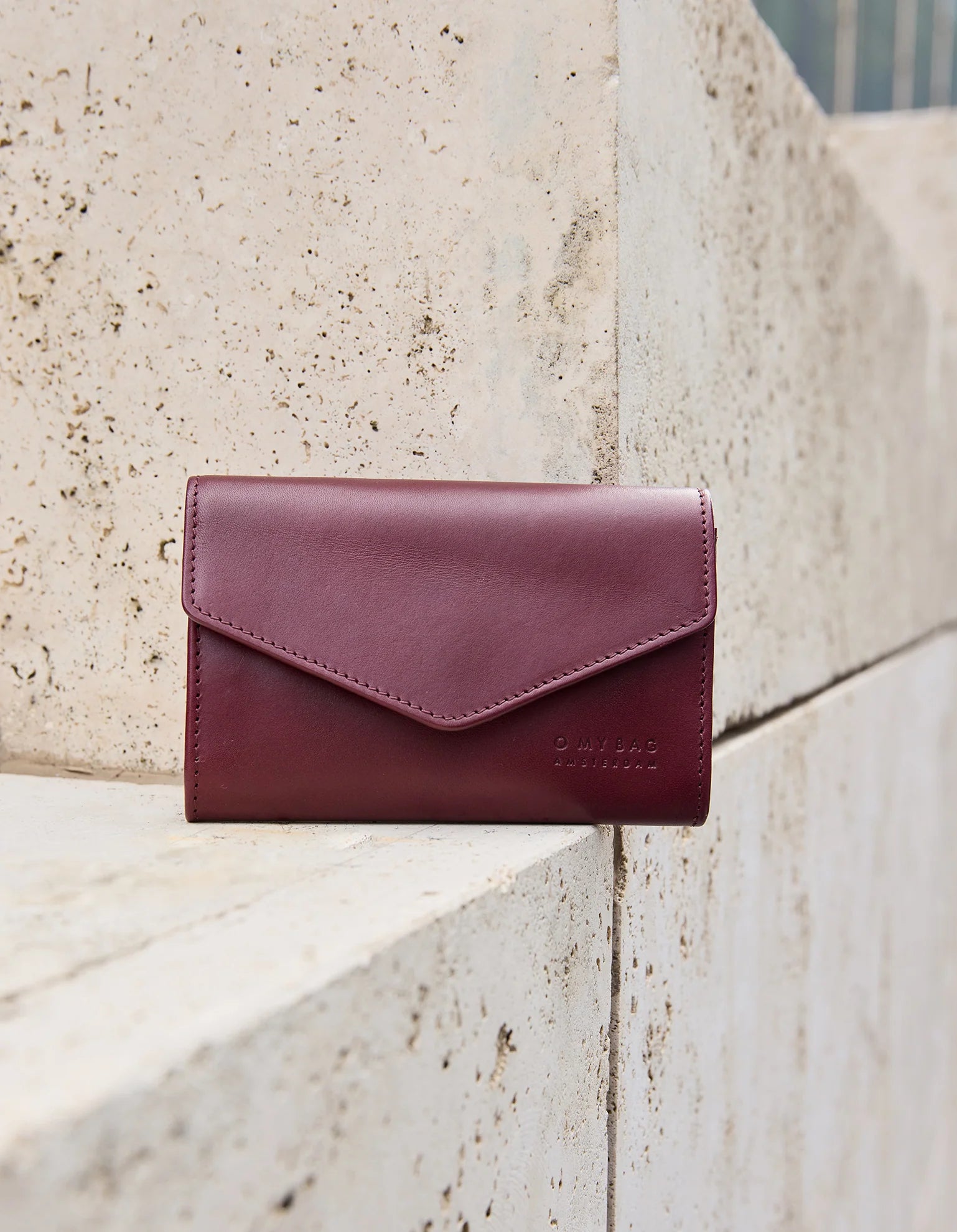Jo's purse