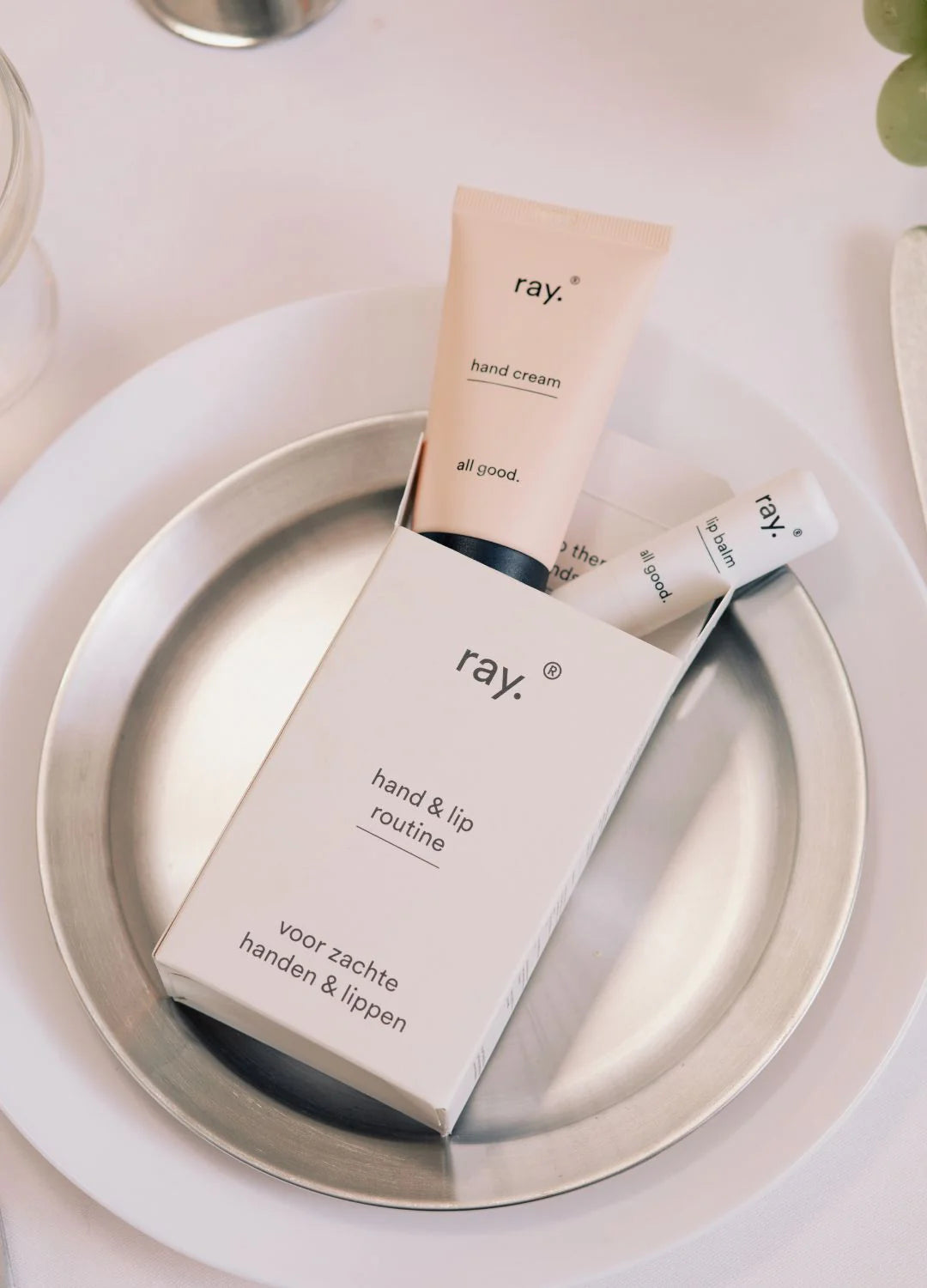 hand en lip routine - gift set