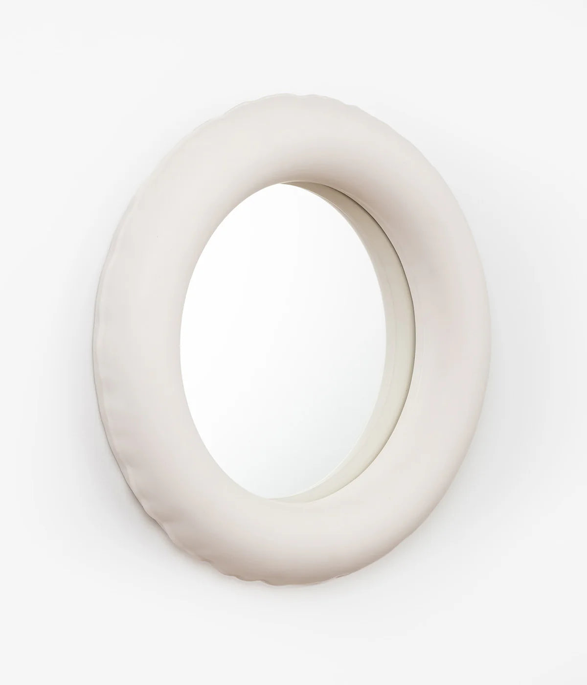 Home-Studyo-homeware-mirror-bone-1200x1400-2.webp