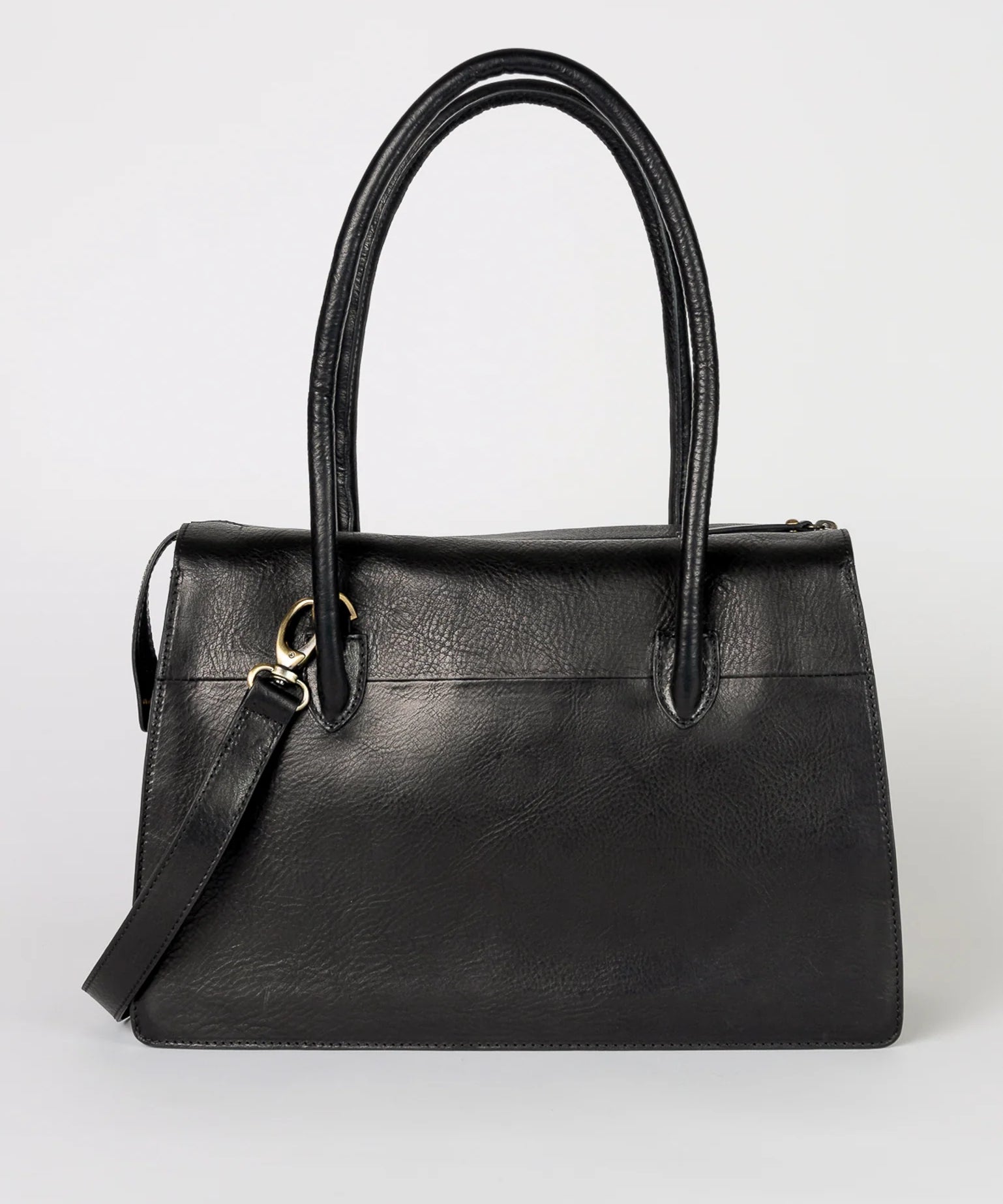 Kate-Black-Stromboli-Leather-Back_1.webp
