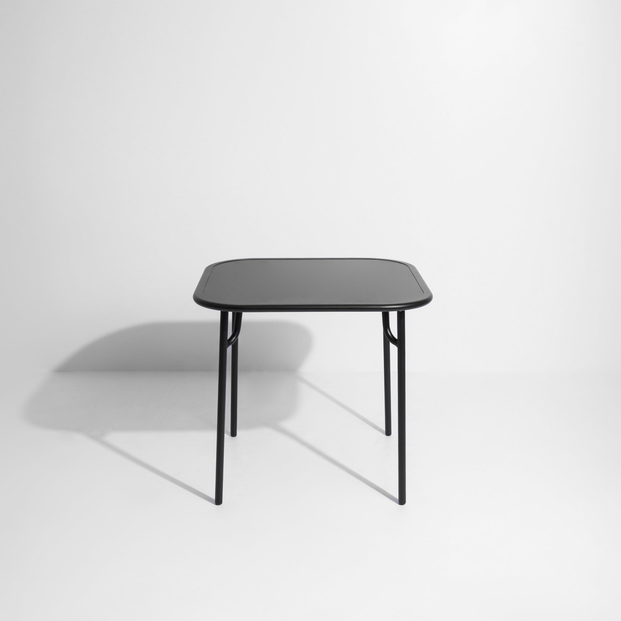 M0741101_week-end_squarre-table_black__PF_packshot__1__RVB.jpg