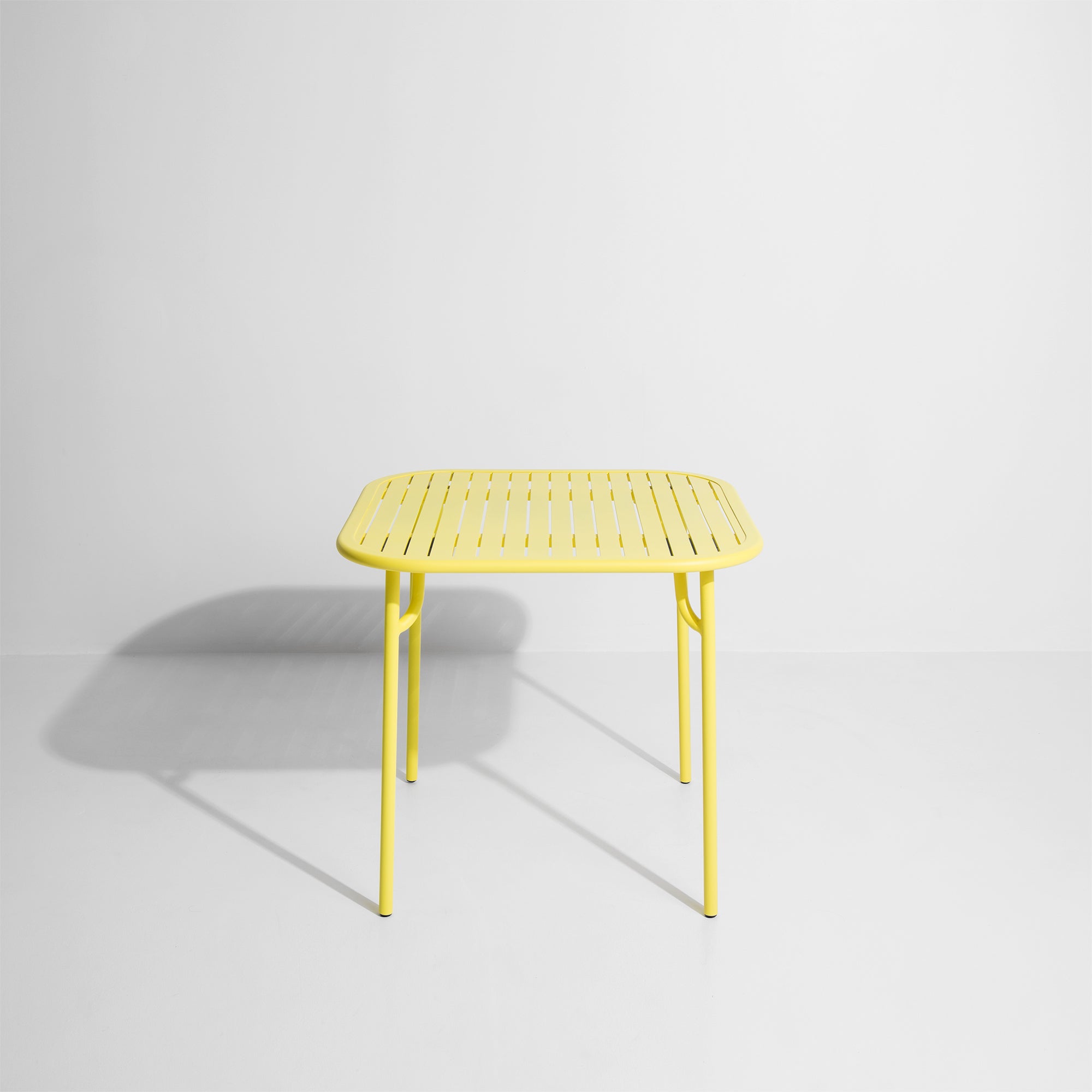 M0741108_weekend_table_squarre_yellow__PF_packshot_HD-vue_1.jpg