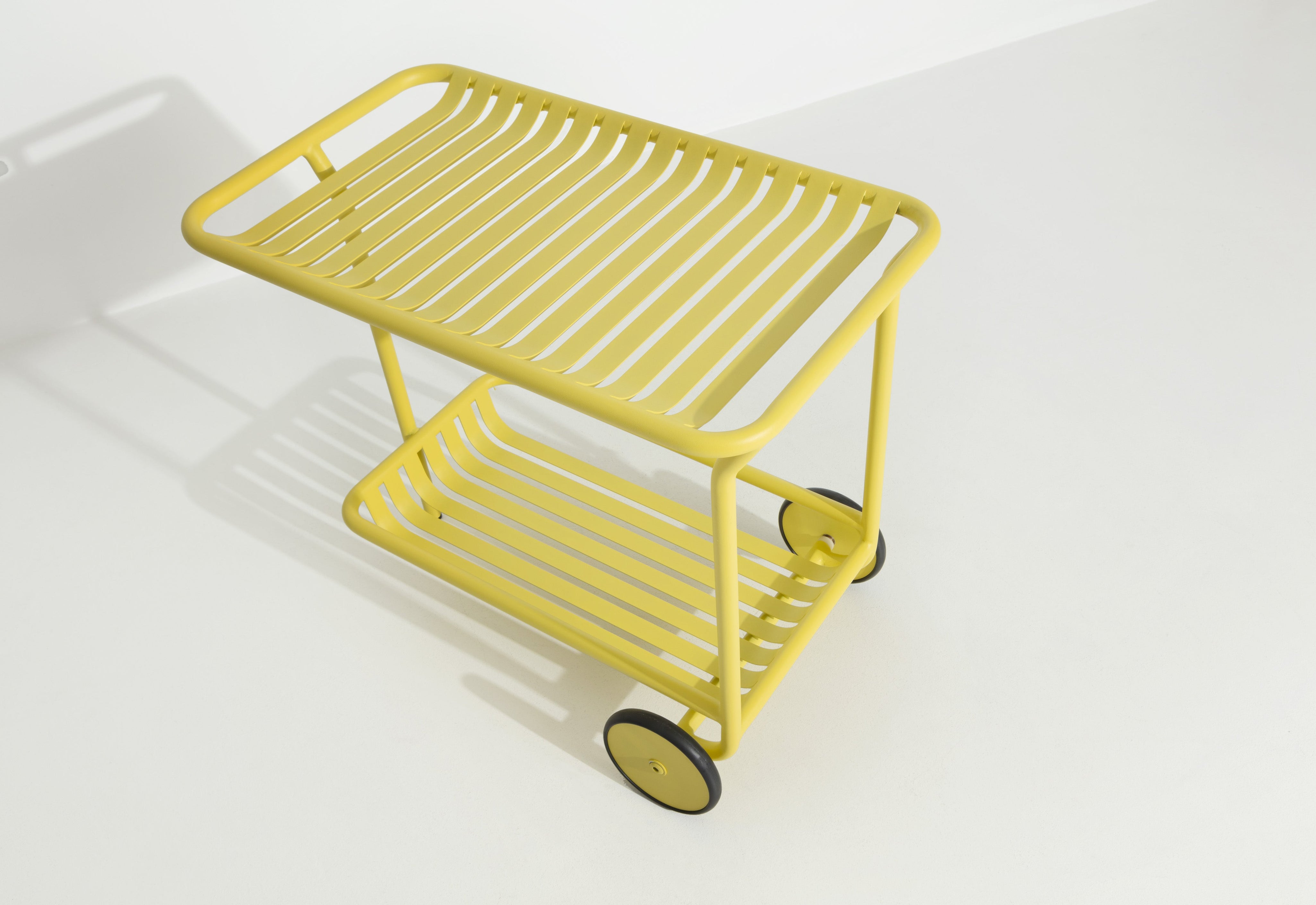 Week-end trolley