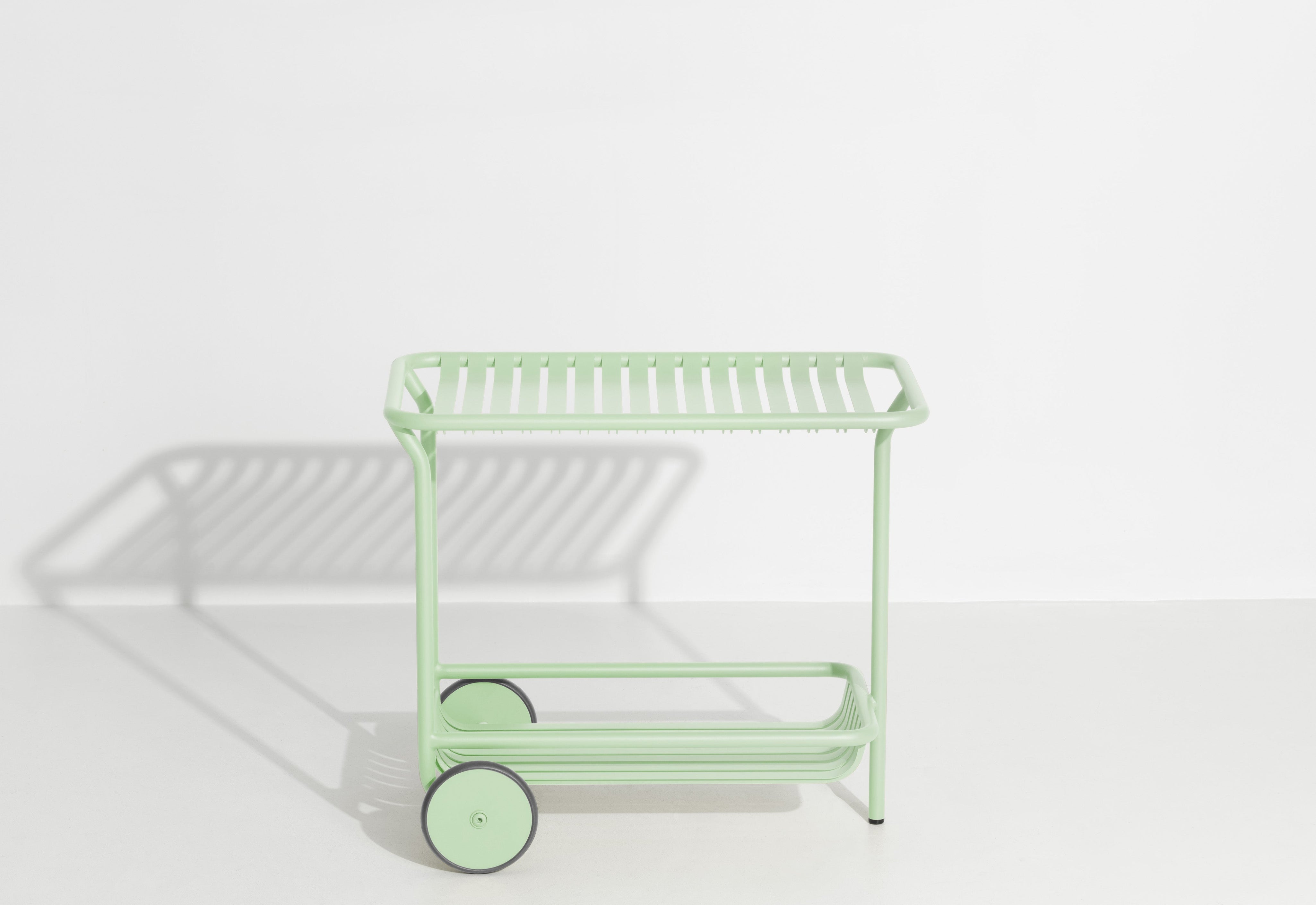 Week-end trolley