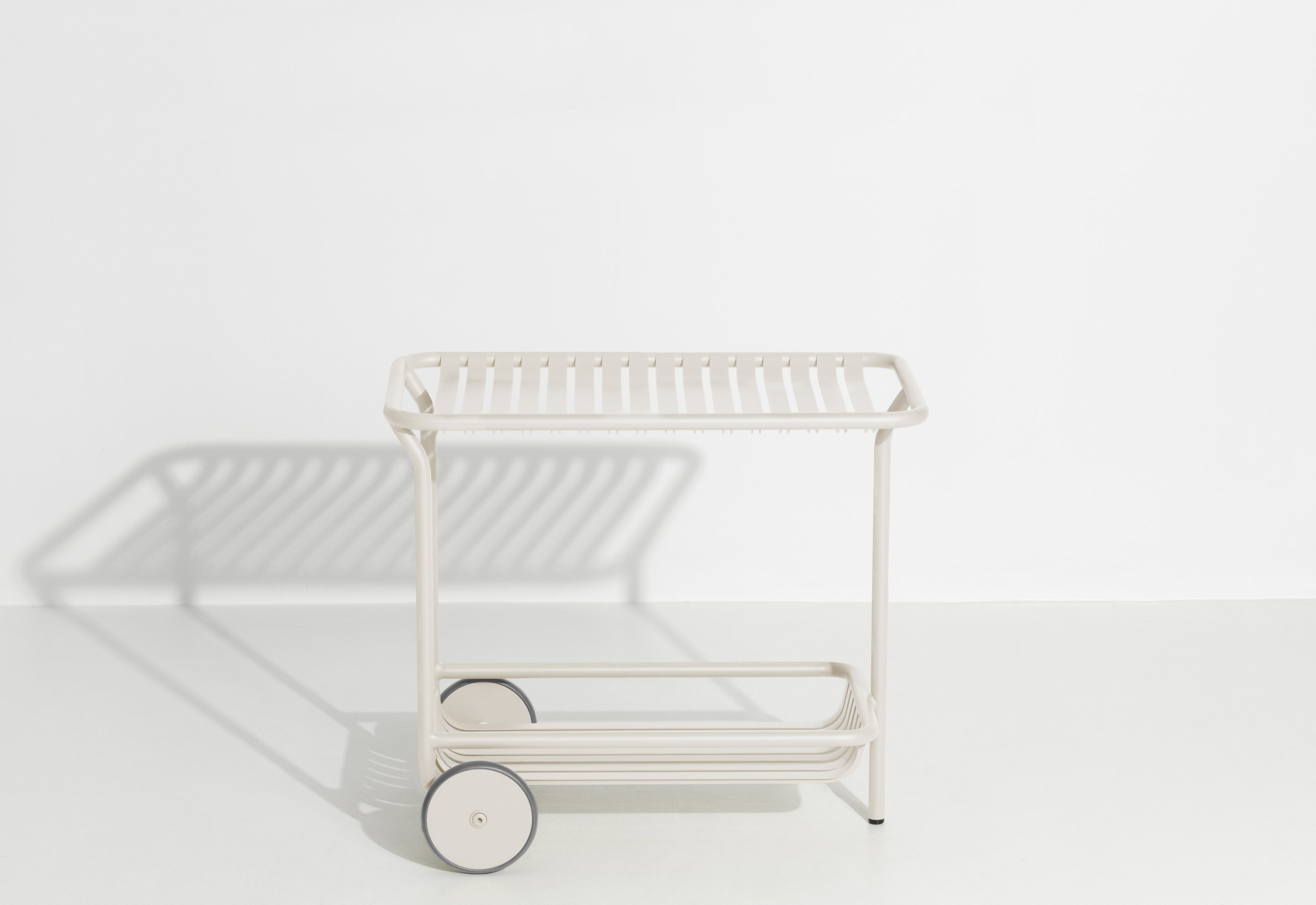 Week-end trolley