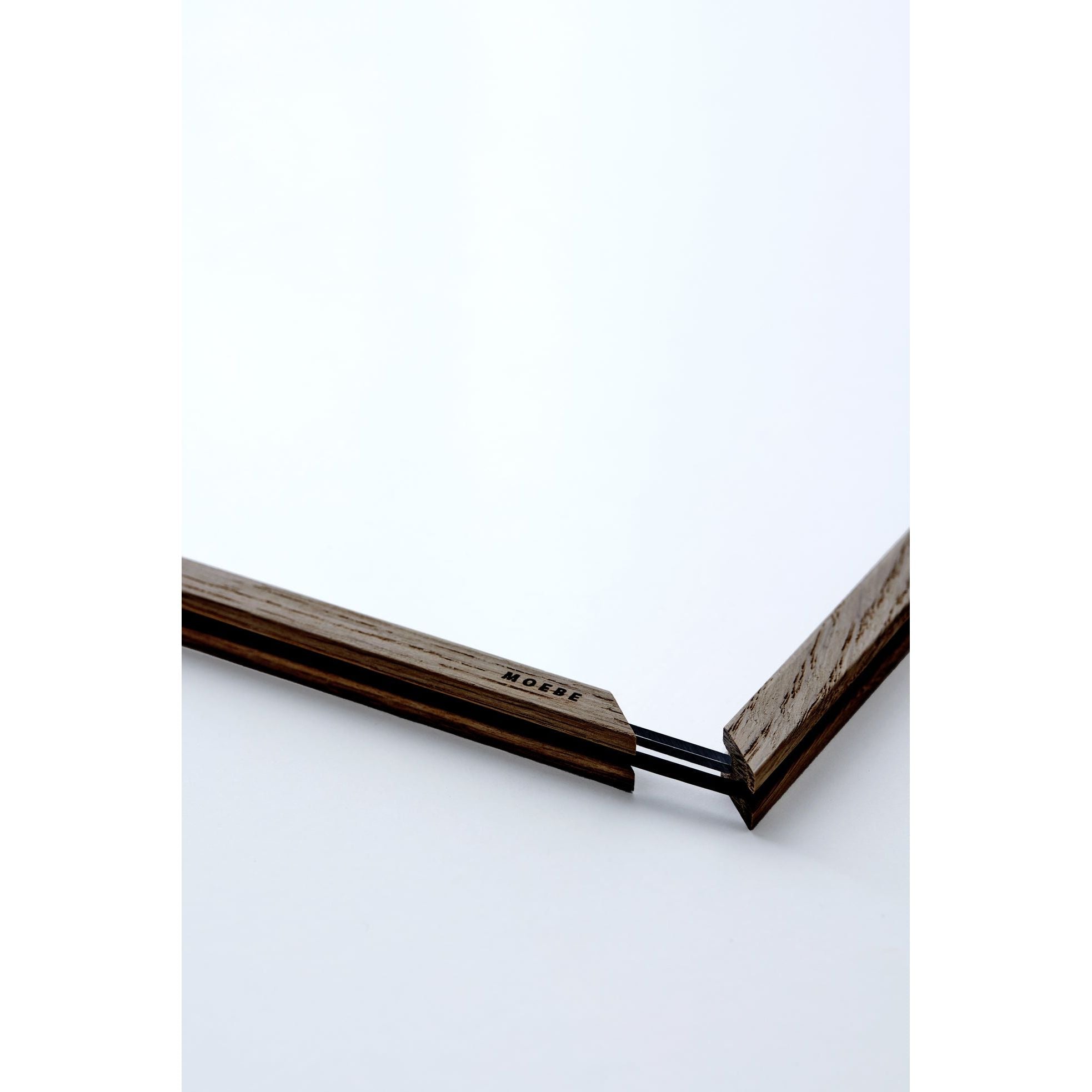Moebe frame Smoked oak