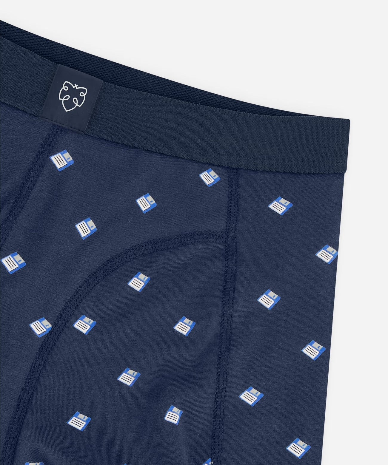 MUBB0196NavyFloppyDisks2.jpg