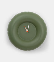 holly clock