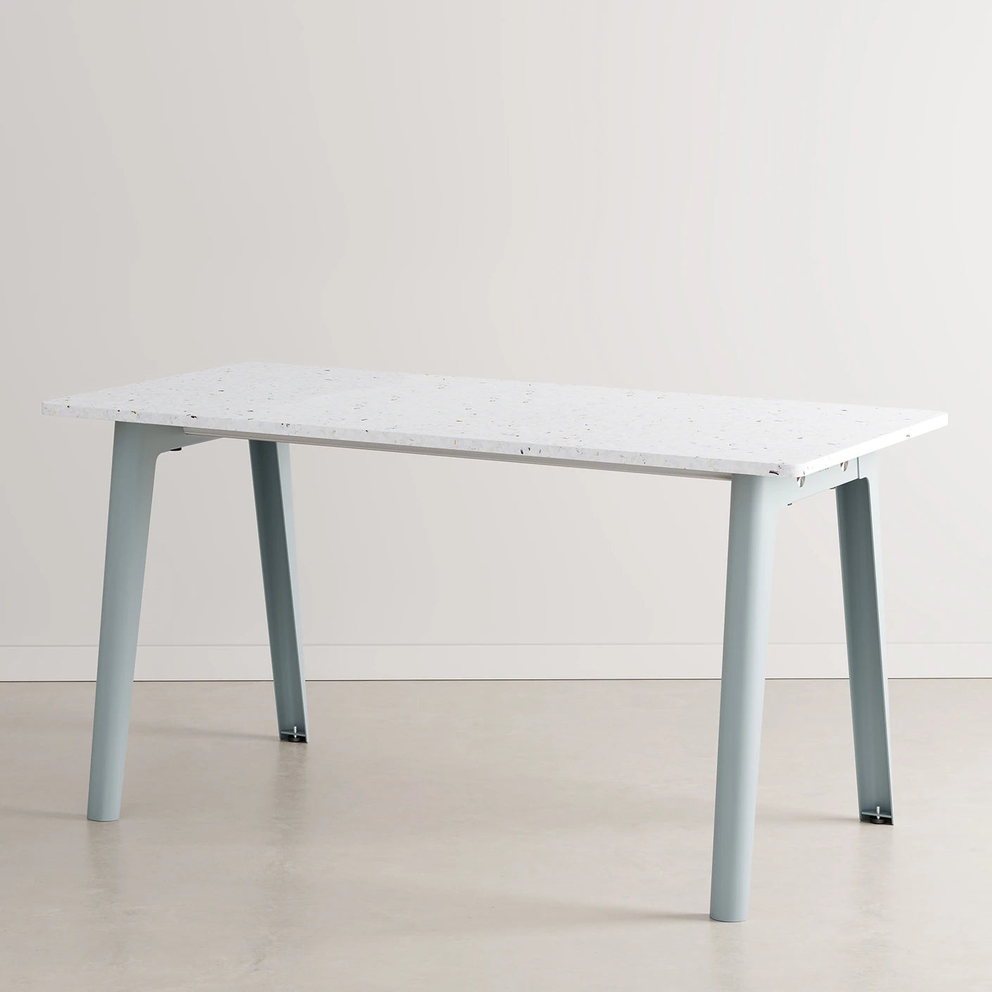 New modern bureau - venezia
