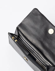 Pau's pouch