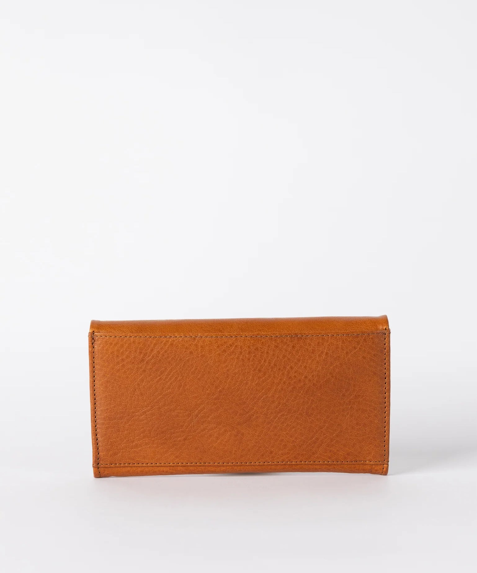 Pau_s-Pouch-Cognac-Stromboli-Leather-Back.webp