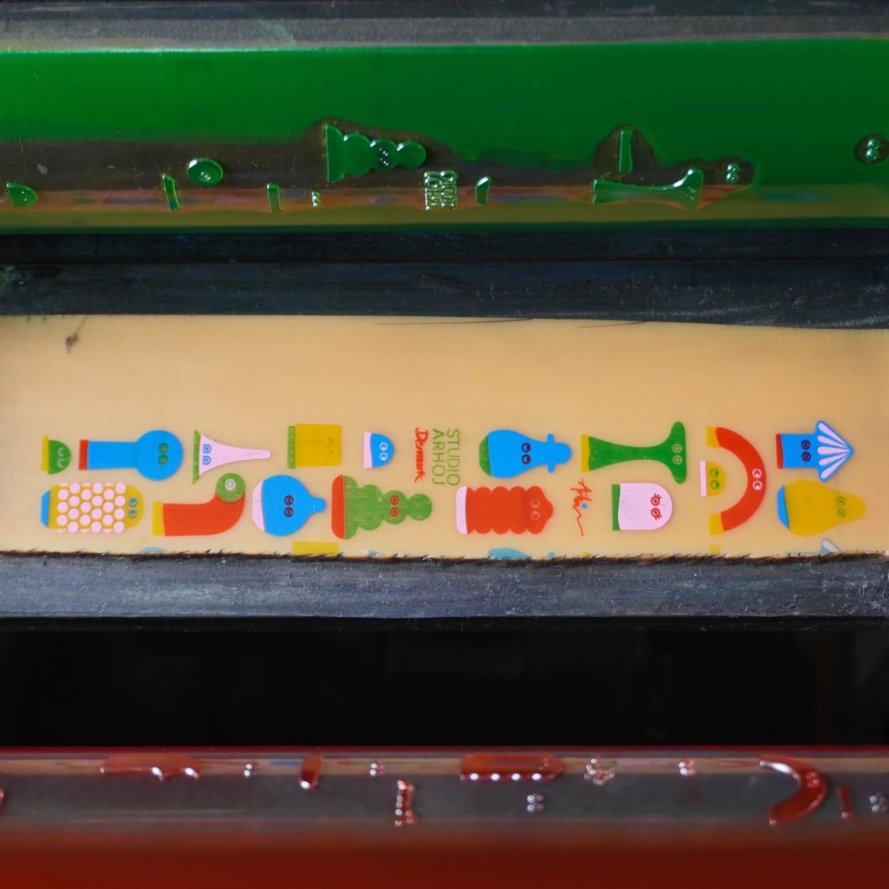 retro familia - arhoj pencil