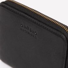 Afbeelding in Gallery-weergave laden, Robbie Wallet - Black Soft Grain Leather
