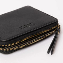 Afbeelding in Gallery-weergave laden, Robbie Wallet - Black Soft Grain Leather
