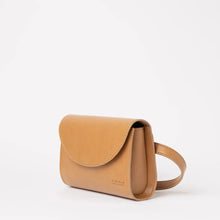 Afbeelding in Gallery-weergave laden, Sanne belt bag - Cognac vegan uppeal™
