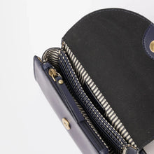 Afbeelding in Gallery-weergave laden, Sanne belt bag - Navy vegan uppeal™
