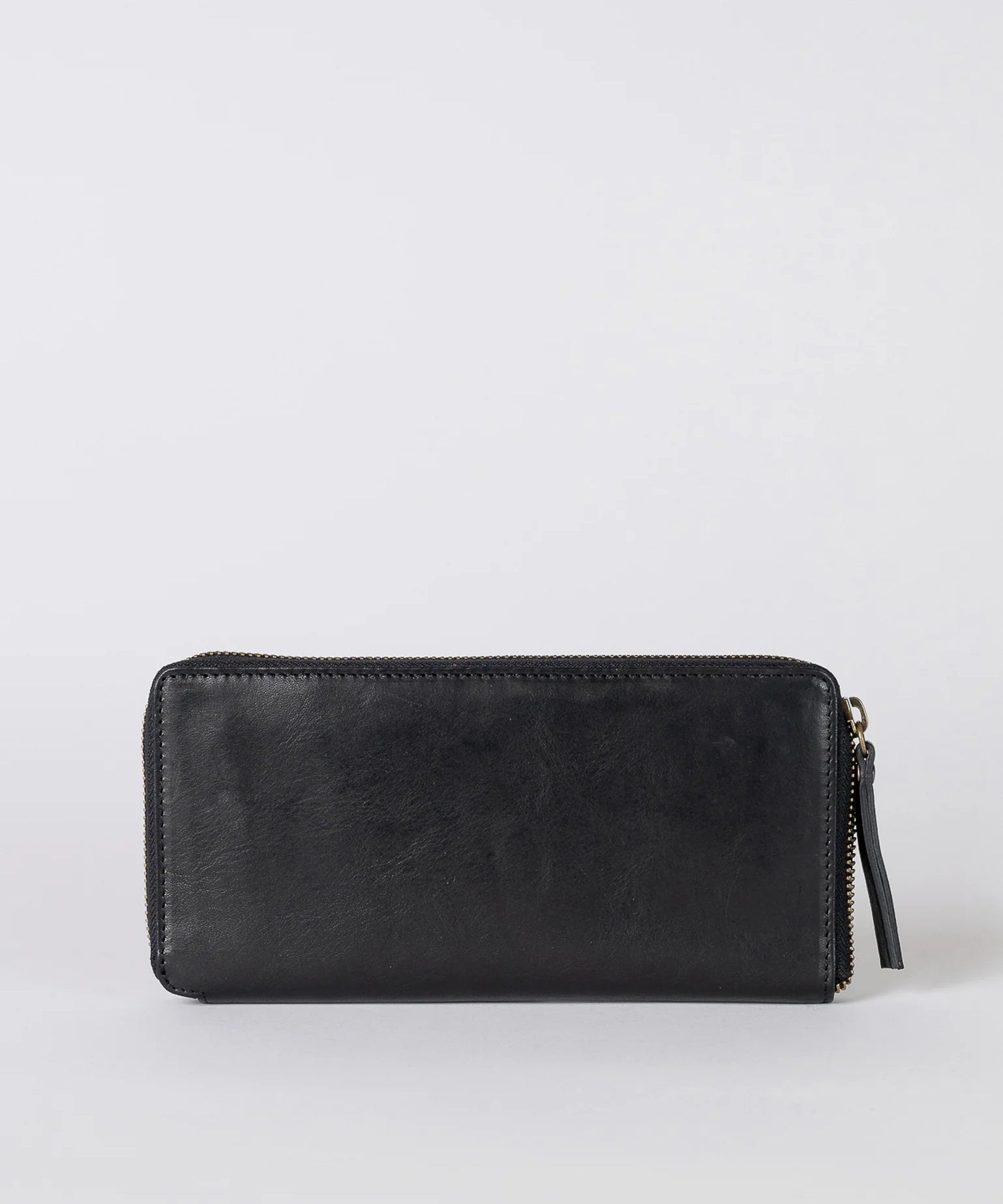Sonny-Wallet-Black-Stromboli-Leather-Back.webp