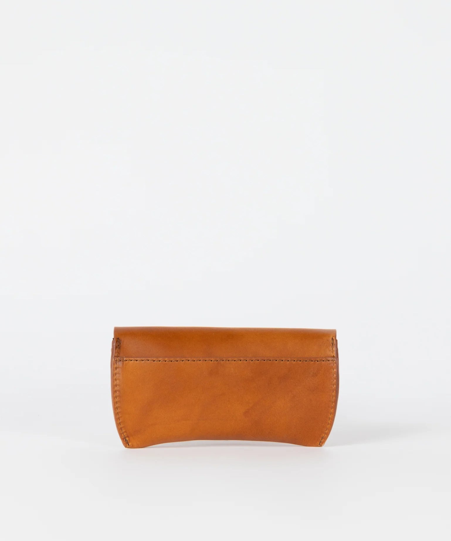 Spectacle-Case-Cognac-Classic-Leather-Back.webp